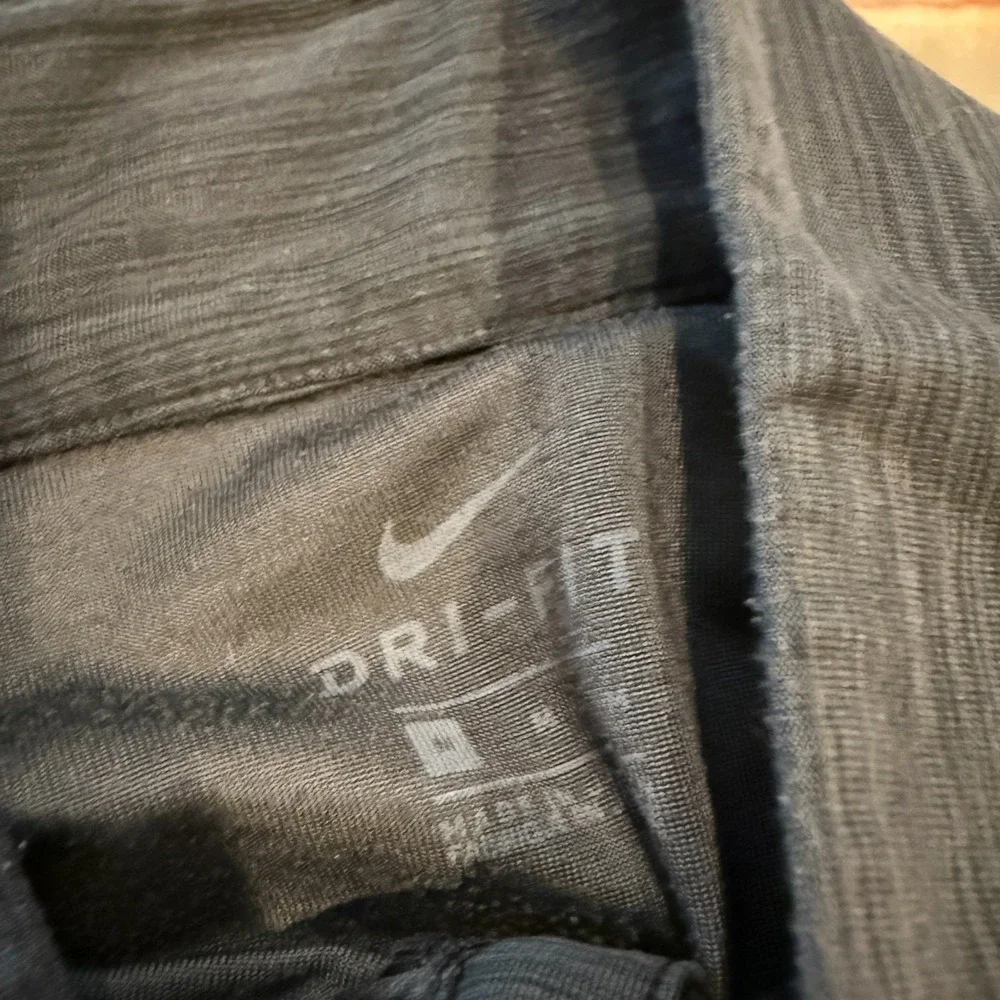 Nike Dri Fit Mens 1/4 Zip Pullover Black Long Sleeve Performance Sporty Logo M